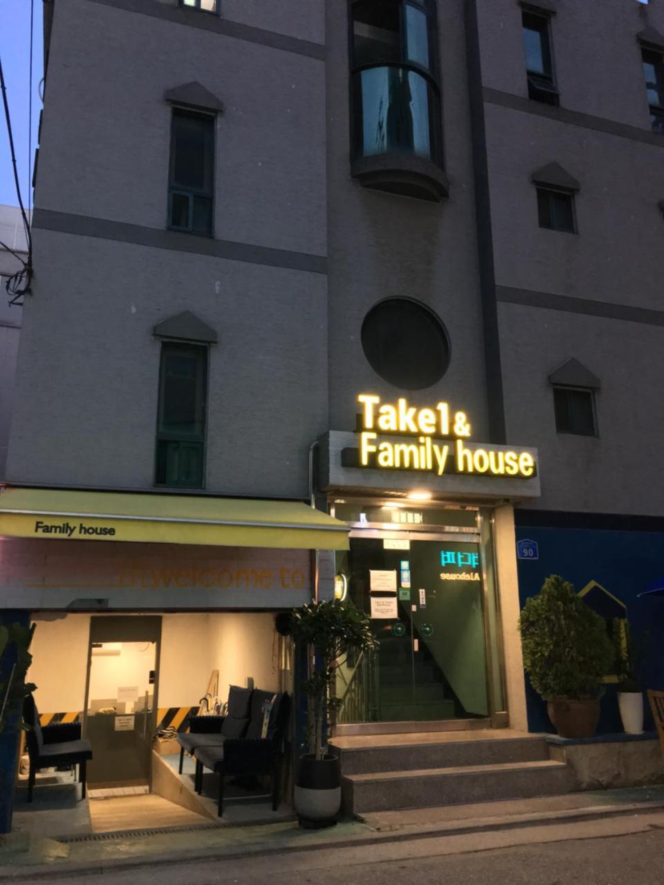 Take 1 Guesthouse Hongdae Seoel Buitenkant foto
